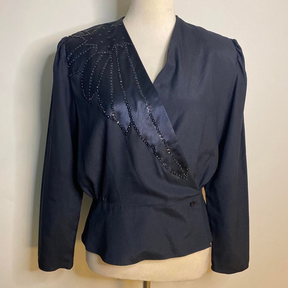 Vintage 80s elegant sequin beaded blouse with a V-neck and long sleeves